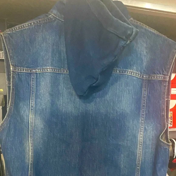 Zara Brand Men’s sleeveless denim hoodie Sz L - Picture 2 of 3